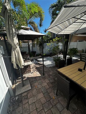 8211 NW 191st Ln 35L, Hialeah, FL 33015