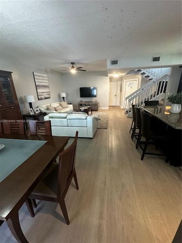 8211 NW 191st Ln 35L, Hialeah, FL 33015