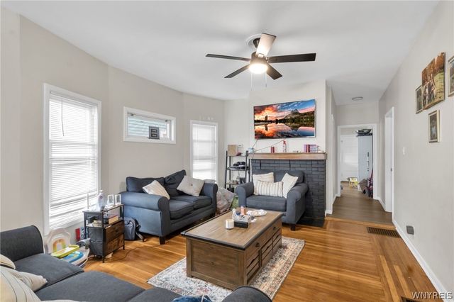 215 Stevenson Street, Buffalo, NY 14210