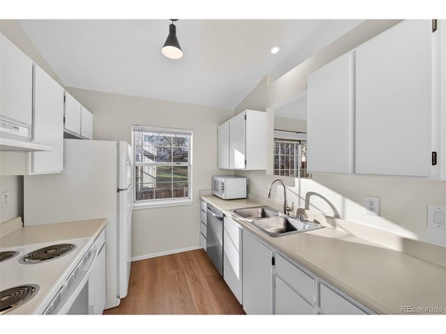 409 W Jamison Cir, Littleton, CO 80120