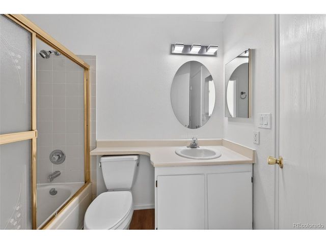 409 W Jamison Cir, Littleton, CO 80120