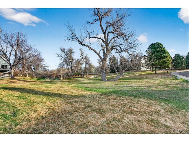 409 W Jamison Cir, Littleton, CO 80120