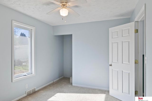 5618 Dorcas Street, Omaha, NE 68106