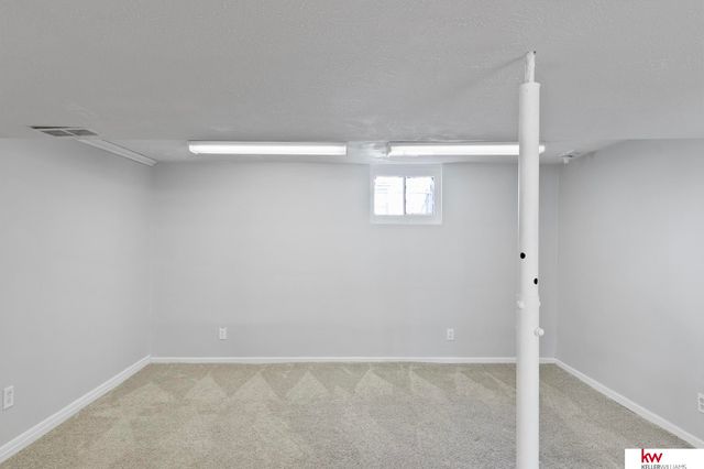 5618 Dorcas Street, Omaha, NE 68106