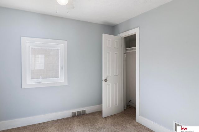 5618 Dorcas Street, Omaha, NE 68106