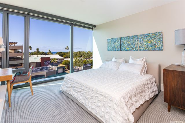 1108 Auahi Street 40, Honolulu, HI 96814