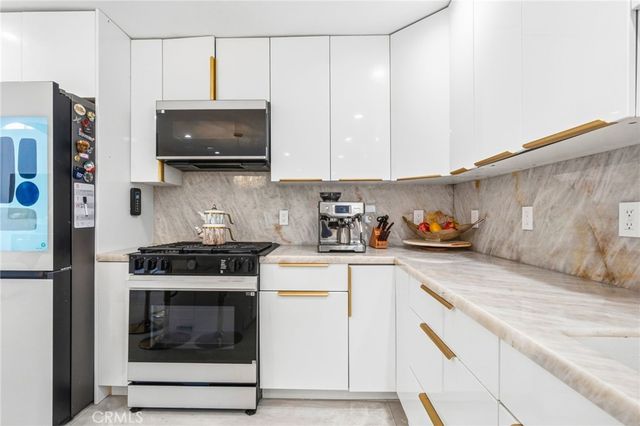 24812 Pitcairn Way, Torrance, CA 90505