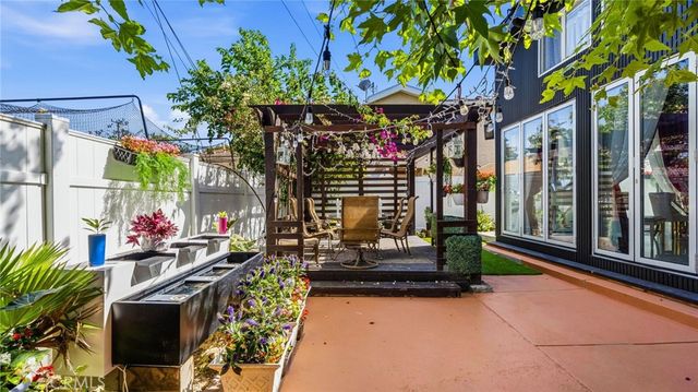 24812 Pitcairn Way, Torrance, CA 90505