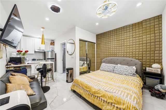 24812 Pitcairn Way, Torrance, CA 90505