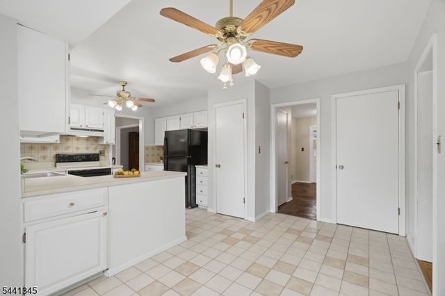 102 Robin Way, Readington Twp., NJ 08853