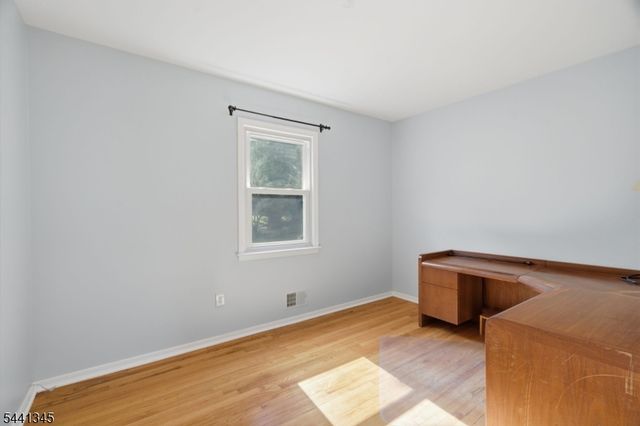 102 Robin Way, Readington Twp., NJ 08853