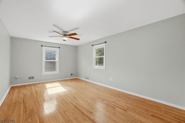 102 Robin Way, Readington Twp., NJ 08853