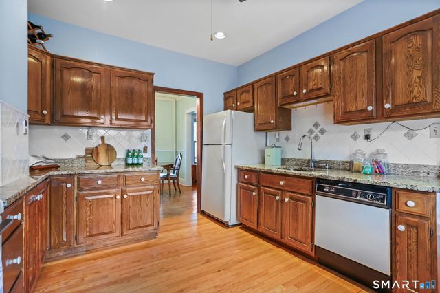 289 Old Mill Road, Fairfield, CT 06824