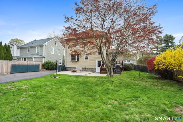 289 Old Mill Road, Fairfield, CT 06824