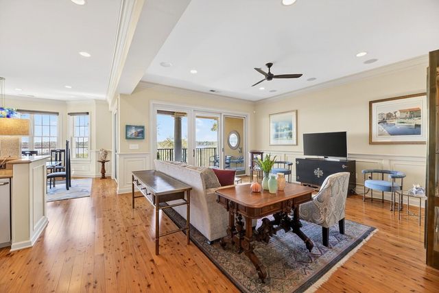 4254 Faber Place Drive Unit 3202, North Charleston, SC 29405