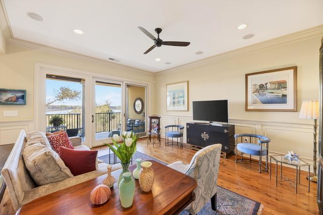 4254 Faber Place Drive Unit 3202, North Charleston, SC 29405