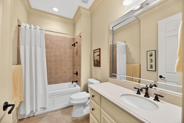 4254 Faber Place Drive Unit 3202, North Charleston, SC 29405