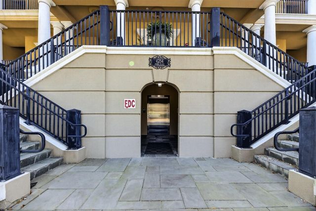 4254 Faber Place Drive Unit 3202, North Charleston, SC 29405