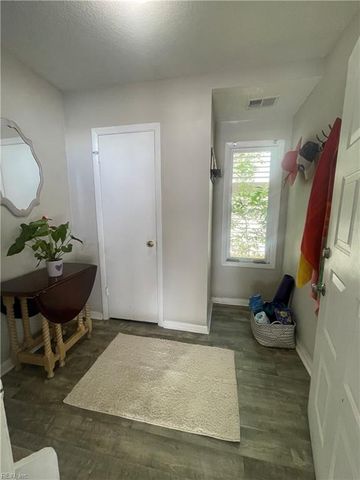 2316 La Jolla CT, Virginia Beach, VA 23451