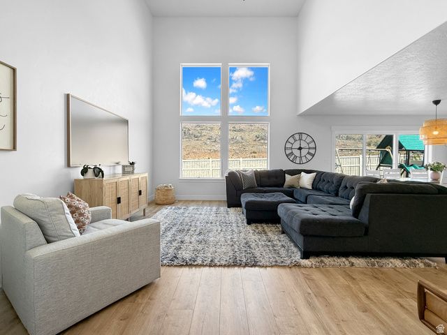 1604 W QUAILHILL RD, Saratoga Springs, UT 84045