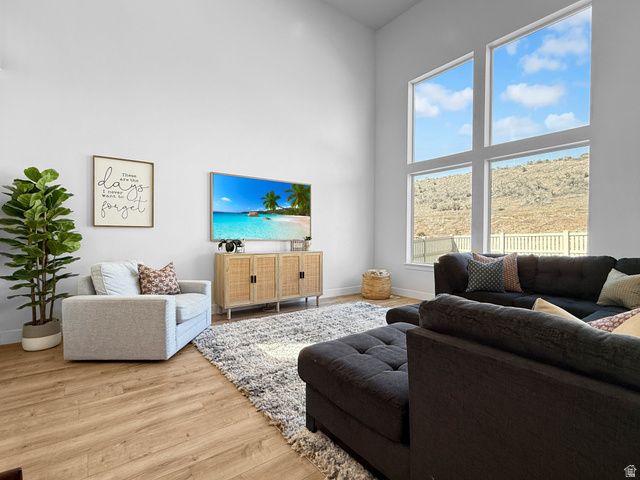 1604 W QUAILHILL RD, Saratoga Springs, UT 84045