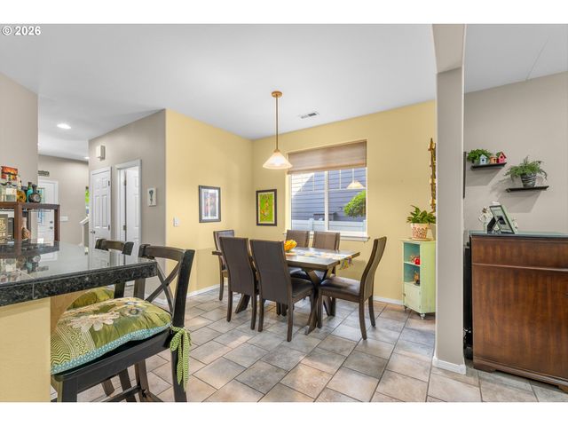 9239 Sw SWEEK Dr, Tualatin, OR 97062