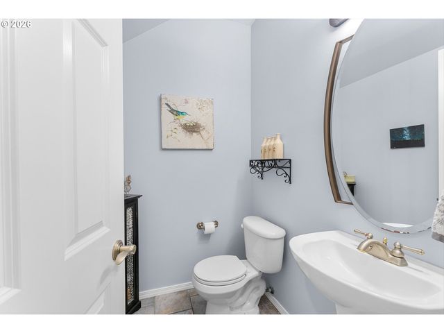 9239 Sw SWEEK Dr, Tualatin, OR 97062