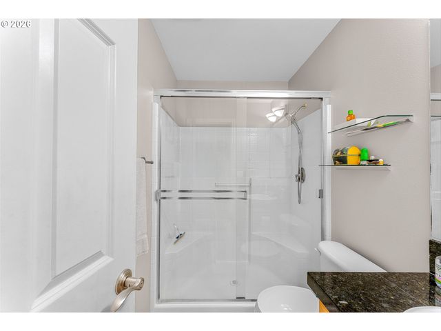 9239 Sw SWEEK Dr, Tualatin, OR 97062