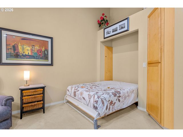 9239 Sw SWEEK Dr, Tualatin, OR 97062