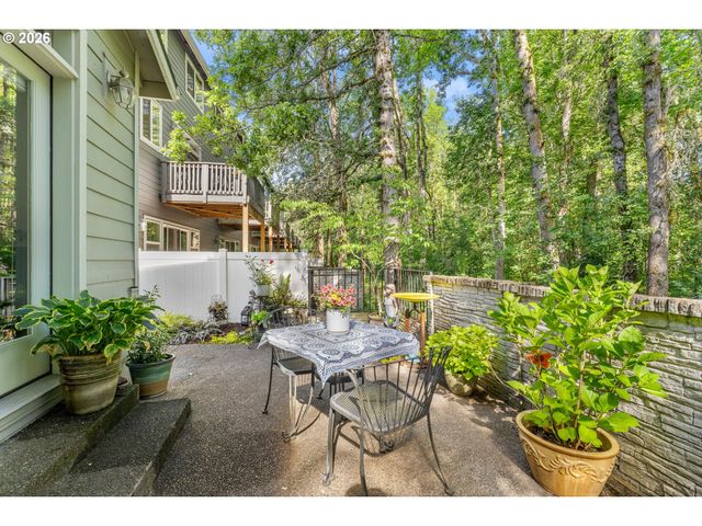 9239 Sw SWEEK Dr, Tualatin, OR 97062