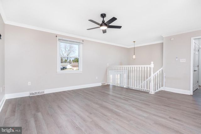 150 FAIRWAY RD, Newark, DE 19711