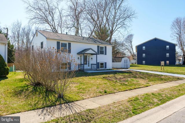 150 FAIRWAY RD, Newark, DE 19711