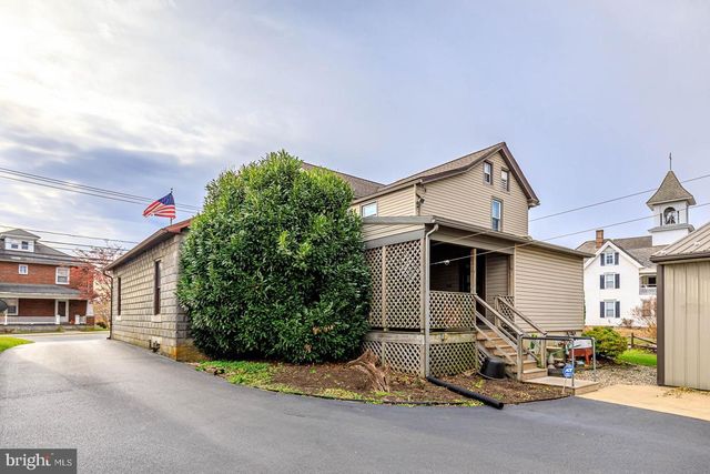 200 E MAIN ST, Terre Hill, PA 17581