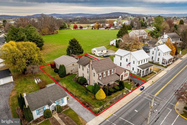 200 E MAIN ST, Terre Hill, PA 17581