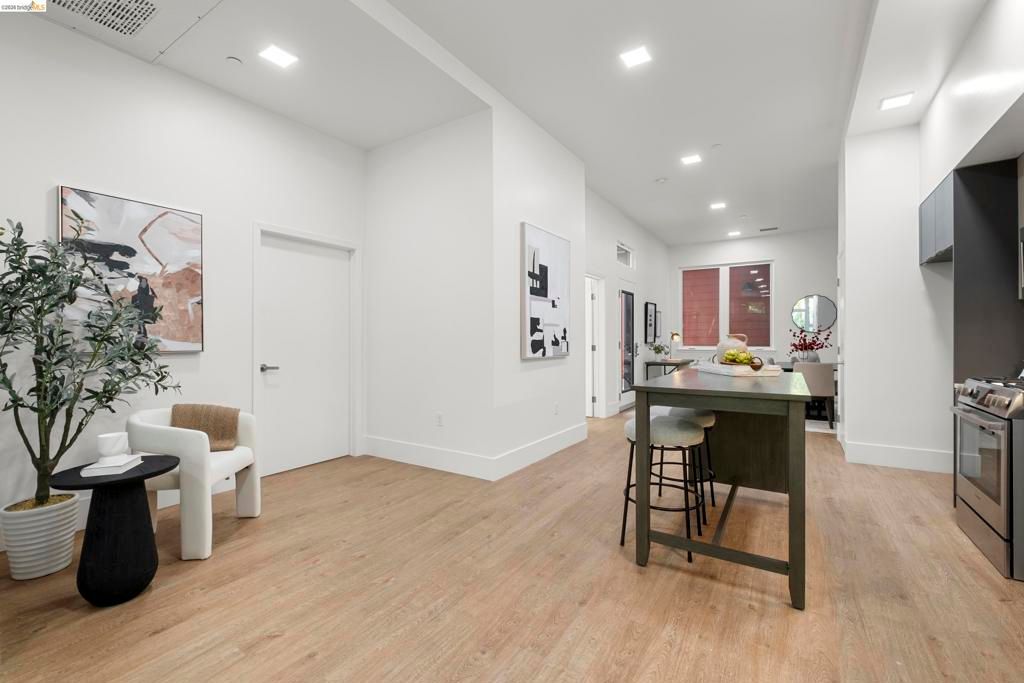 Image 10 of property listing at 1545 1545 32nd Street 104, Oakland, CA 94608
