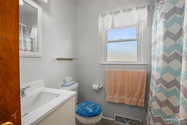 307 Cameron Avenue, Lockport, IL 60441