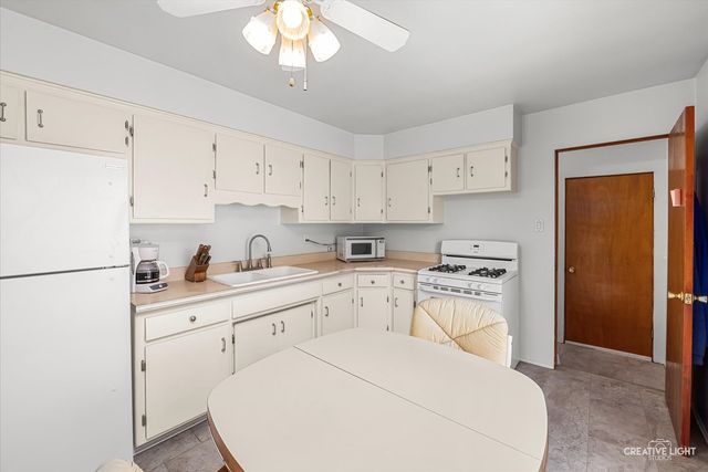 307 Cameron Avenue, Lockport, IL 60441