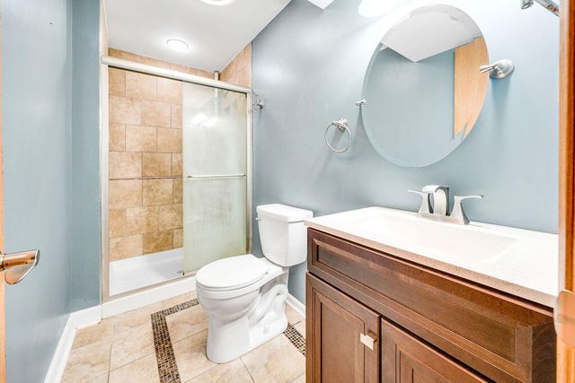 1447 W 84th Avenue, Merrillville, IN 46410