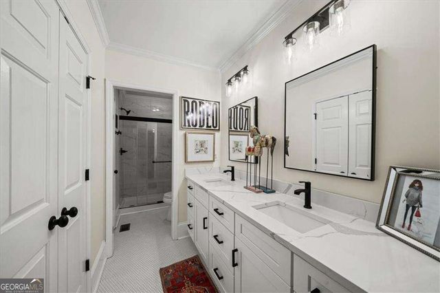 2670 Grady Street SE, Smyrna, GA 30080