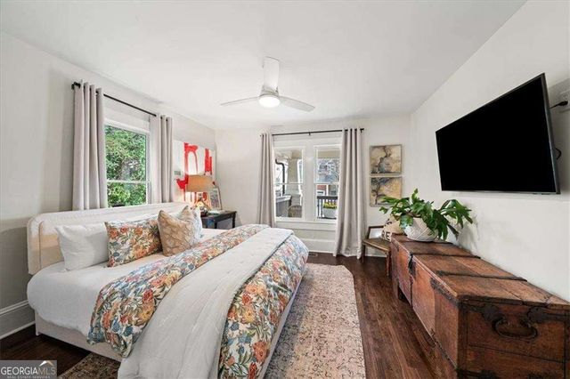 2670 Grady Street SE, Smyrna, GA 30080