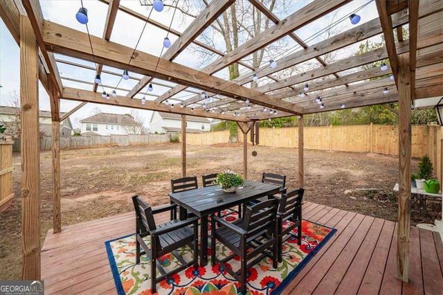 2670 Grady Street SE, Smyrna, GA 30080