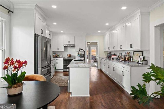 2670 Grady Street SE, Smyrna, GA 30080