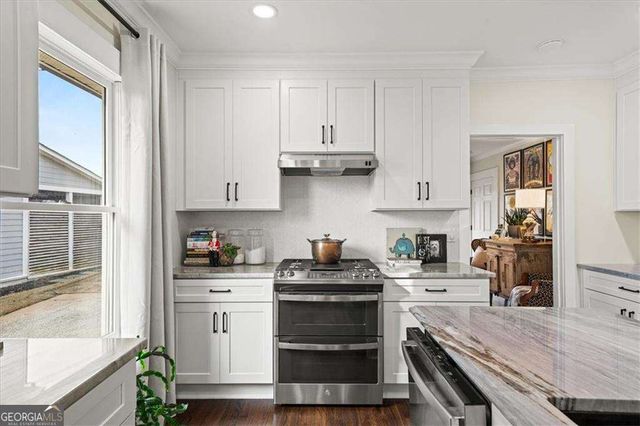 2670 Grady Street SE, Smyrna, GA 30080