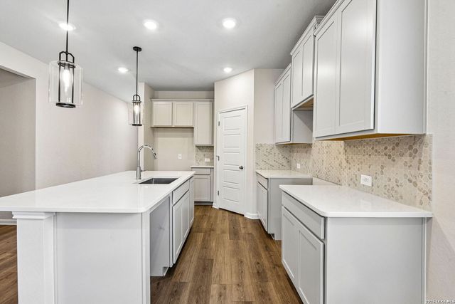 10121 Briceway Gap, San Antonio, TX 78254