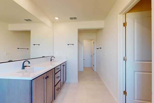 2986 Delegate Dr, Lincoln, CA 95648