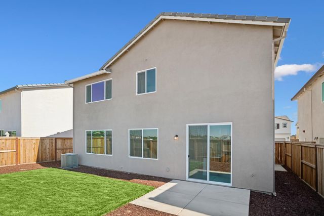 2986 Delegate Dr, Lincoln, CA 95648