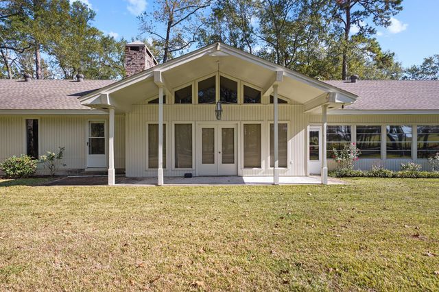 1204 Live Oak Lane, Lufkin, TX 75904