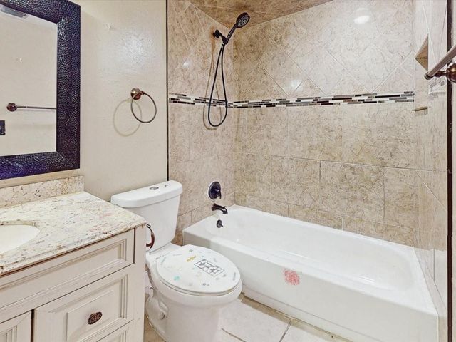 156 LAGO VISTA BOULEVARD, Casselberry, FL 32707