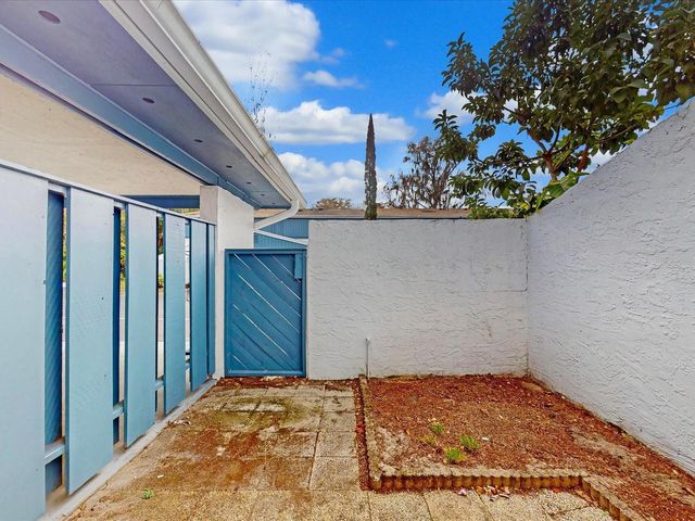 156 LAGO VISTA BOULEVARD, Casselberry, FL 32707