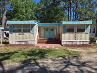 433 E East Bank Dr., Garden City Beach, SC 29576